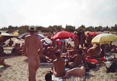 Nő alakú cikcakk kezdett szopni egy tag. A szájával adja a húsgolyót, majd a seggébe érzi. Kurvák édes ott a nap után ő ültette a seggébe. A perverz videok betegség terjedése nem felismerhető a férfi tagjától.