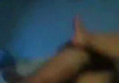 Fiatal nő elhagyott otthon, kamera videó, rejtett a memóriából, majd indítsa el a felvétel maszturbáció forró. Miután a maszturbáció a vagina, láttam a sebet egy szomszéd jött, hogy látogassa meg, és meghívja a férfiak a szex. Borotválkozás, lassan szopja az első embert, aki olyan erős ürességet hagy, mint egy őrült ember a feje tetején. Input a lány a dekoráció a leginkább irreális, kabin ügyesen megcsókolta, majd anya fia pornó videók elkezd maszturbálni, öntsük zsebkendő szépség Sperma.